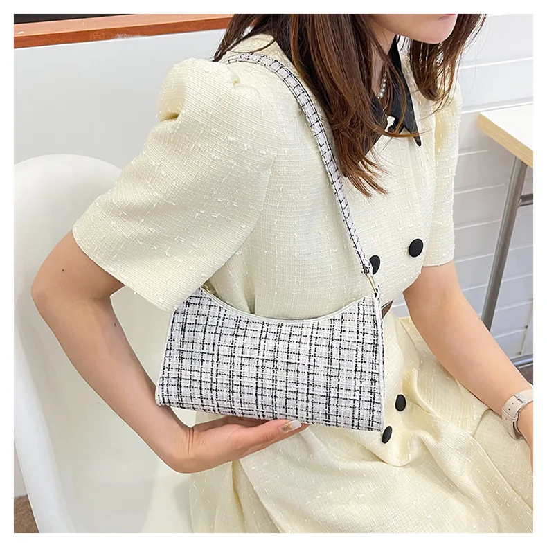 Damen-Unterarmtasche mit minimalistischem Gittermuster, modische High-End-Design-Umhängetasche, lässige, vielseitige Geldbörse für den Pendelverkehr – Detail 16