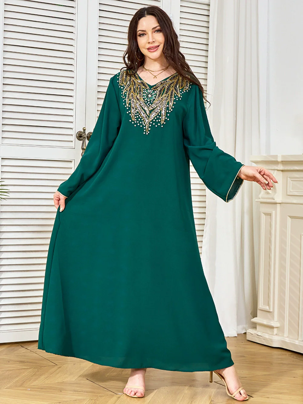 

Ближневосточное мусульманское модное платье с бусинами и бриллиантами, свободное повседневное длинное платье, модный элегантный халат для банкетной вечеринки