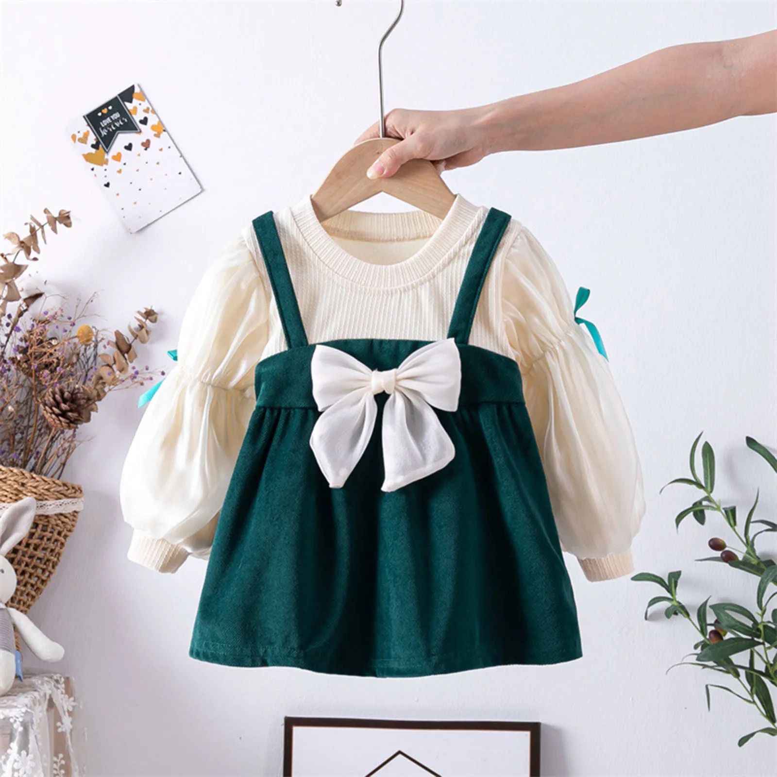 0-4 Years Toddler Baby Girls Dresses Sweet Cute Style Princess Dress 2025 New Spring Long Sleeve Ruffle Bowknot Decorated Dress