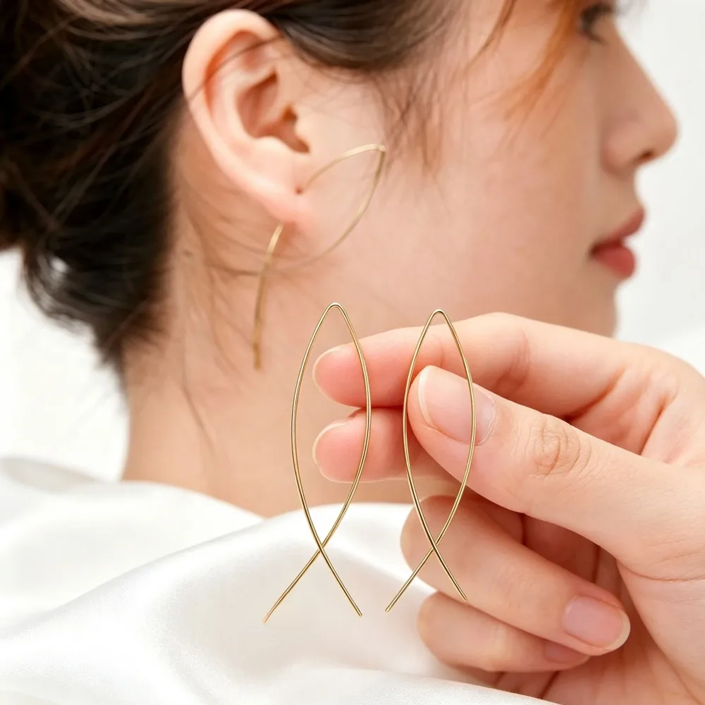 Minimalist Handcrafted Copper Fish Abstract Earrings, Elegant Sleek Cross Line Design Women Ear Jewelry Fashion Ear Ornaments