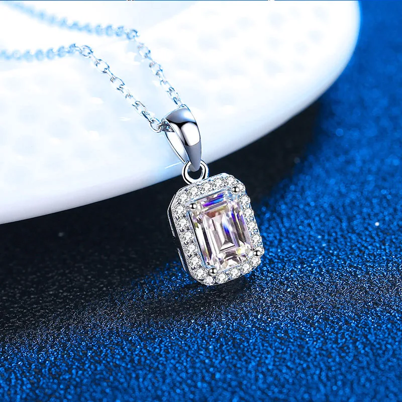 1CT Radian/Emerald Moissanite Pendant Necklaces For Women 925 Sterling Silver Luxury Chain Trending Iced Bling Wedding Jewelry