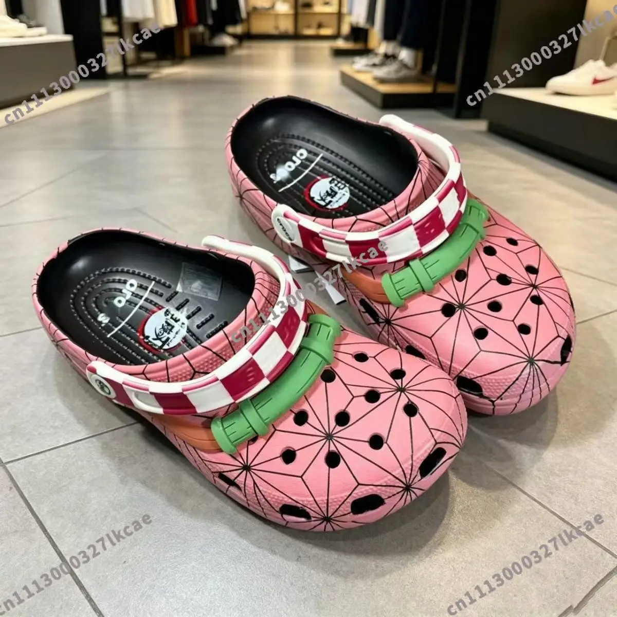 Adult Spider Web Pattern Clogs White Eva Garden Shoes Non Slip Man Beach Slip On Casual Slippers with Adjustable Strap - view 4