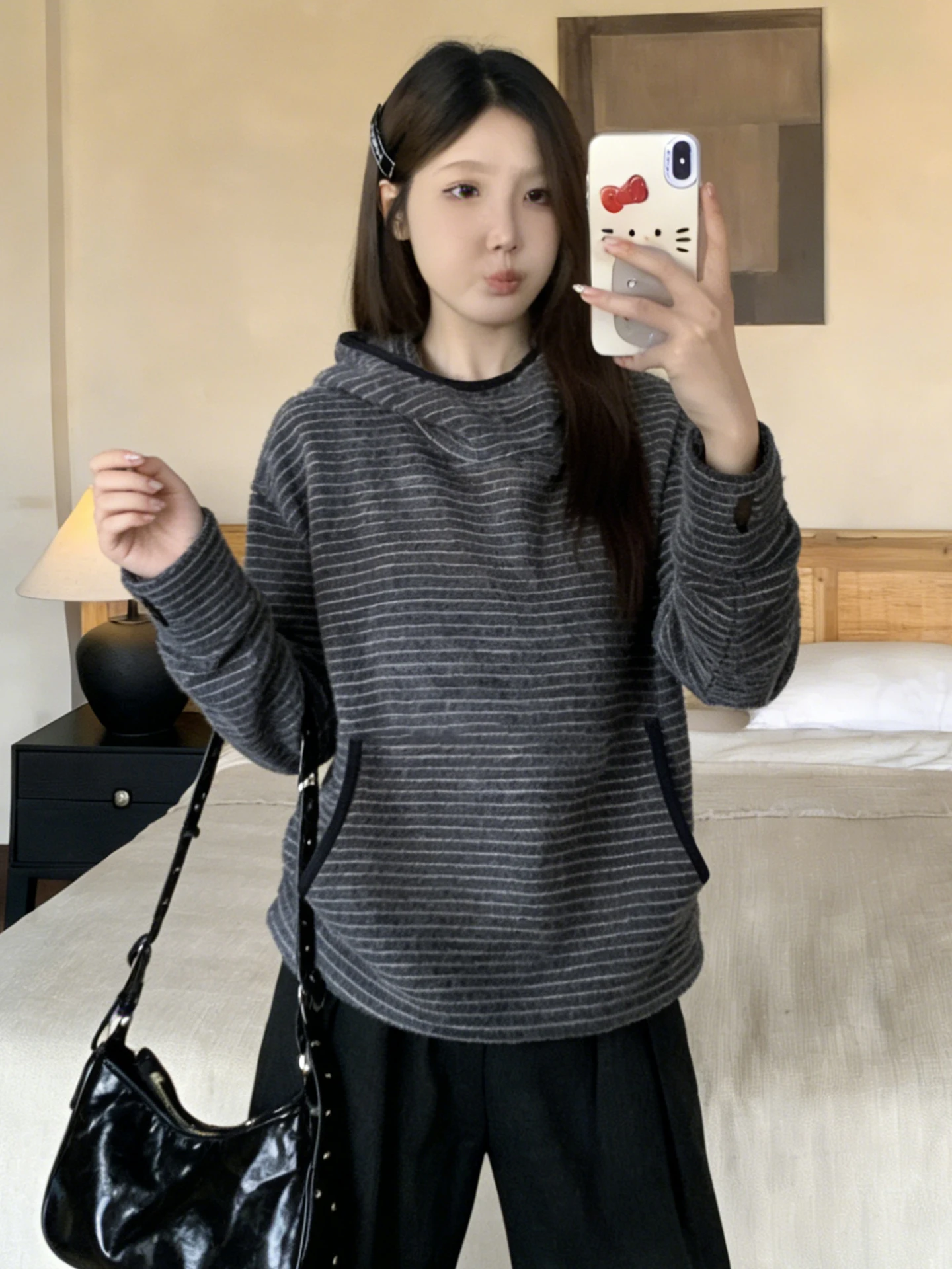 

Свободная повседневная женская толстовка в полоску с длинным рукавом, базовый слой, весенняя, больших размеров, стройнящая, скрывающая недостатки, в стиле оверсайз