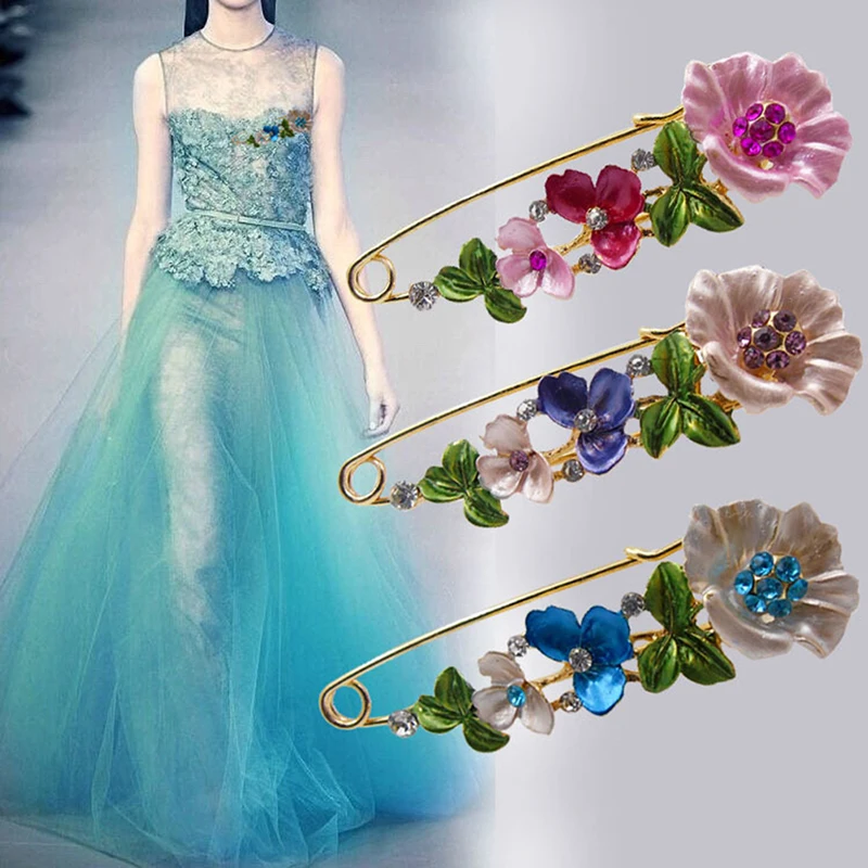 Elegant Rhinestone Pin Flower Enamel Brooch Women Simple Lapel Pin Accessories