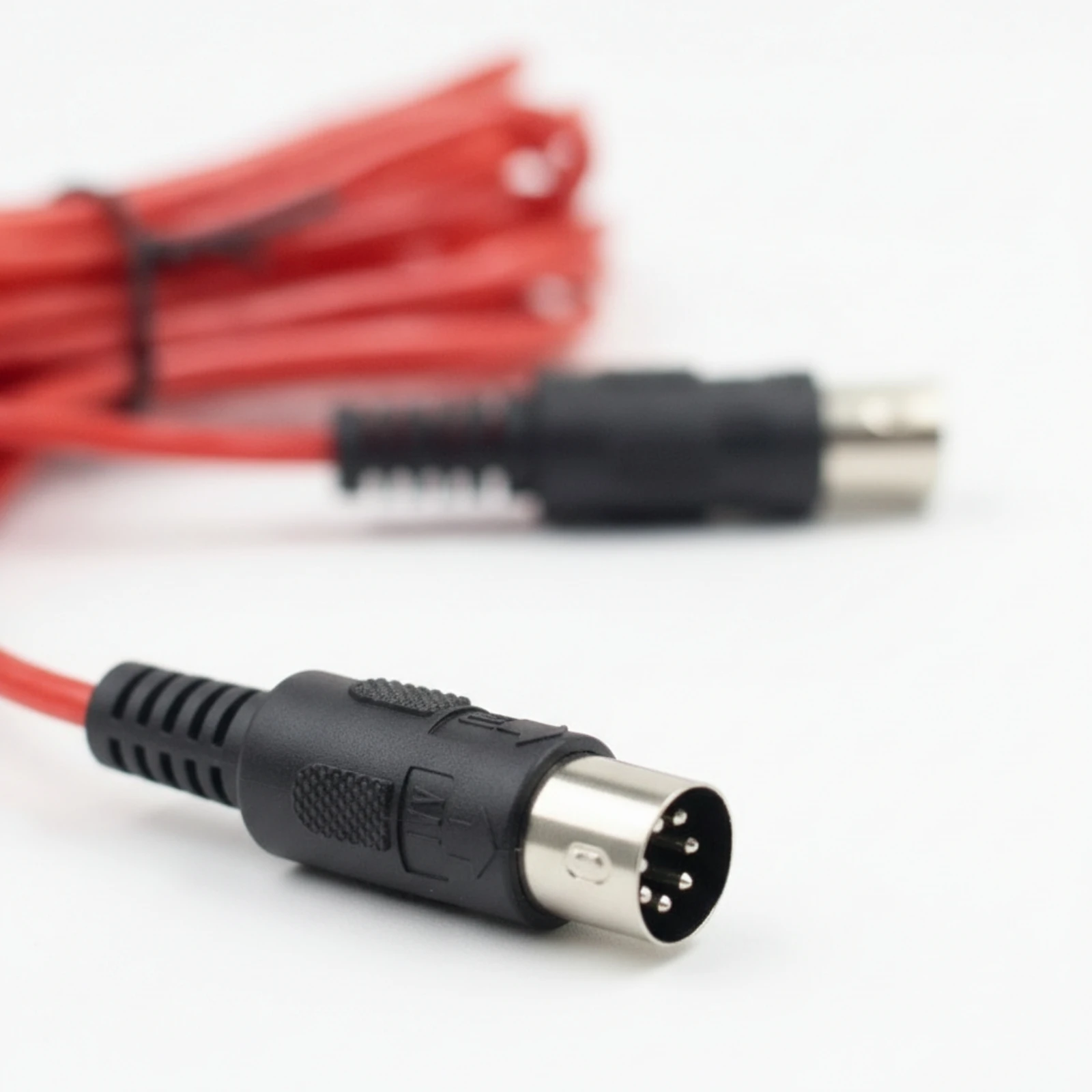 5-Pin MIDI Cable Short 5-Pin DIN MIDI Cable Straight-Through Compact for Keyboardists, Synthesizer, Studio