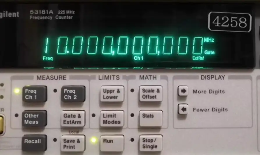 10MHz สัญญาณ Global Positioning System Disciplined Oscillator GPSDO GPS Tamed Thermostatic Crystal Oscillator