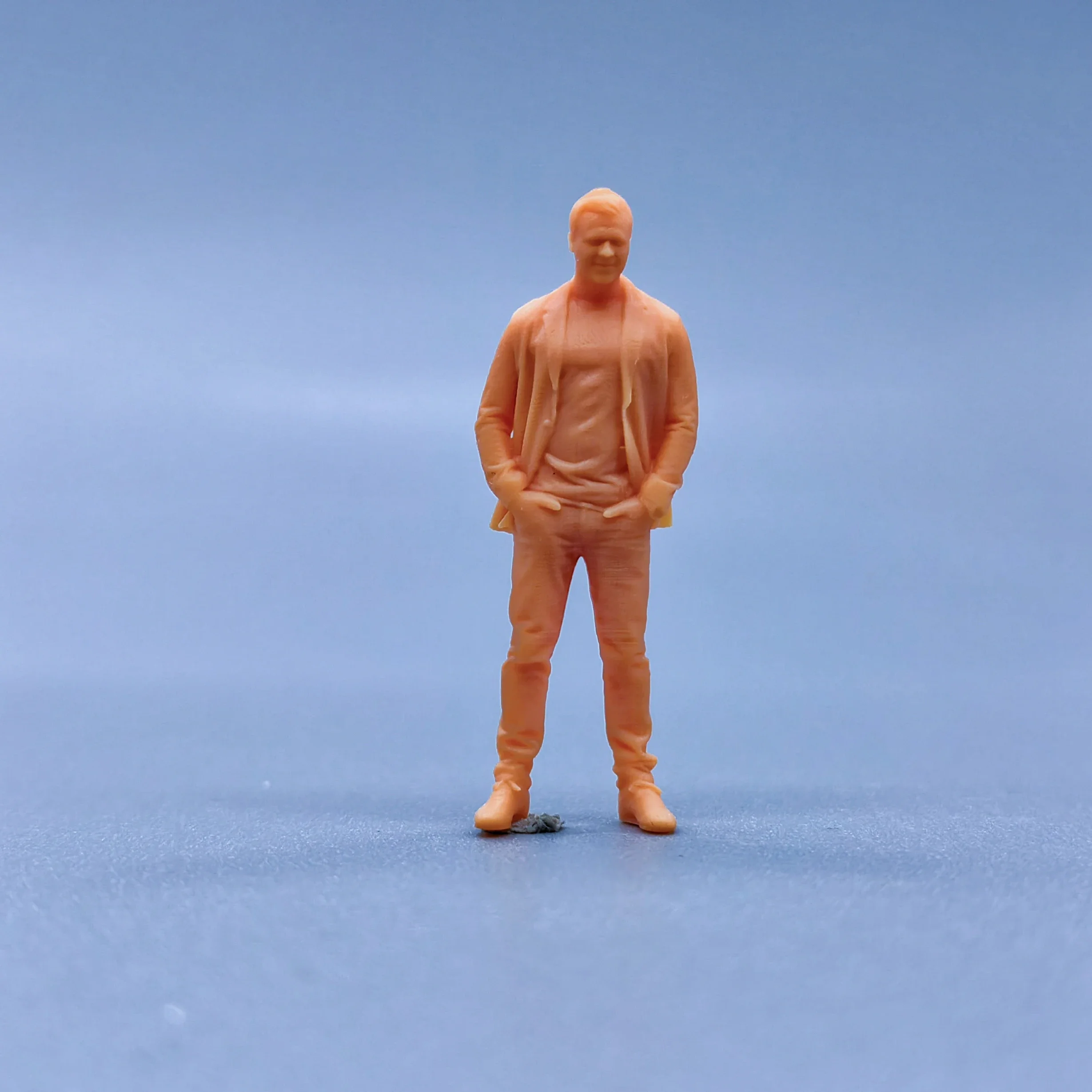 

1/64 1/43 Figurines Scale Model Resin Middle-aged Man Uncolored Miniatures Diorama Hand-painted L127
