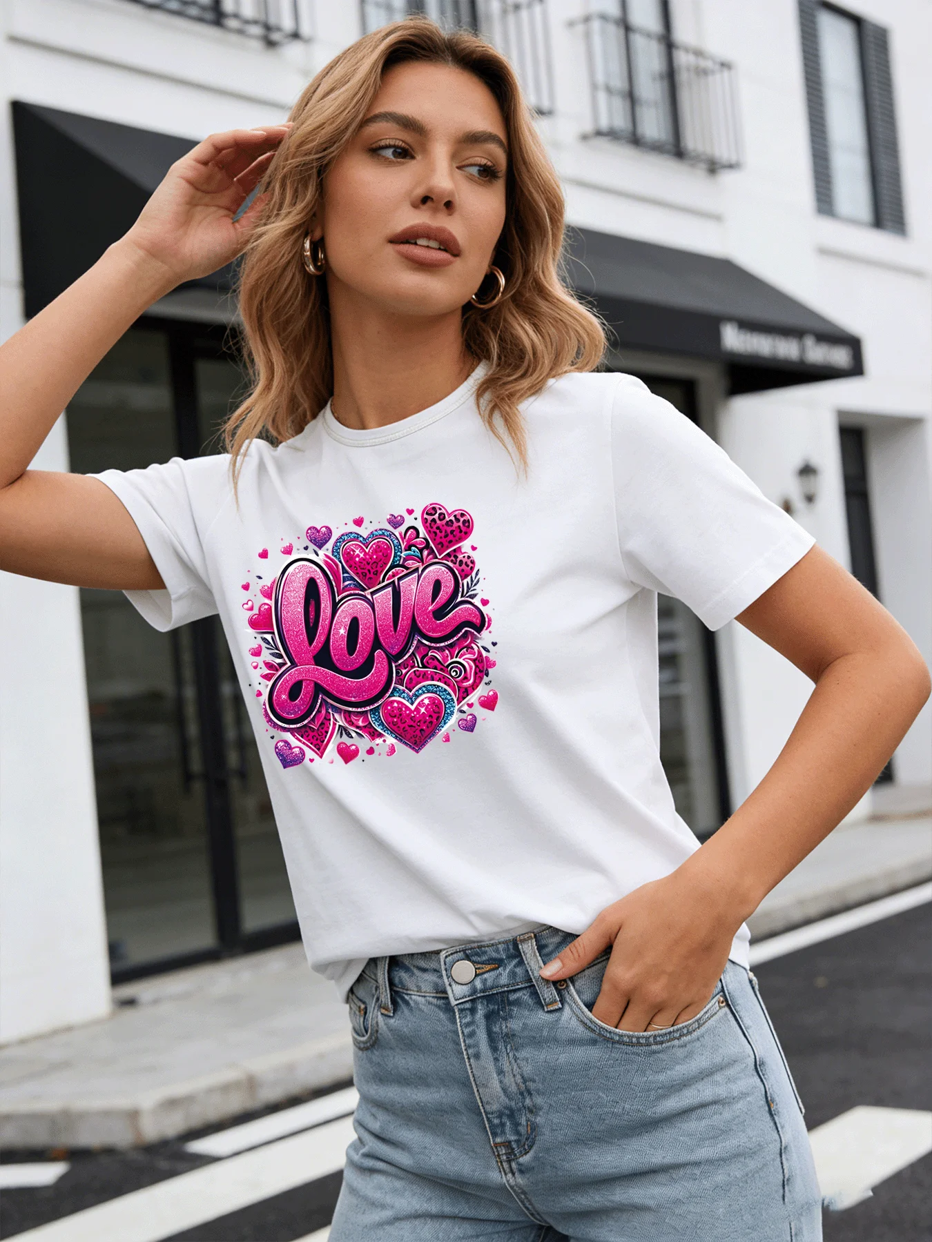 

2026 Spring/Summer New Women's Heart Pattern T-Shirt, Pink Sequin Print, Casual Round Neck Short Sleeve Top
