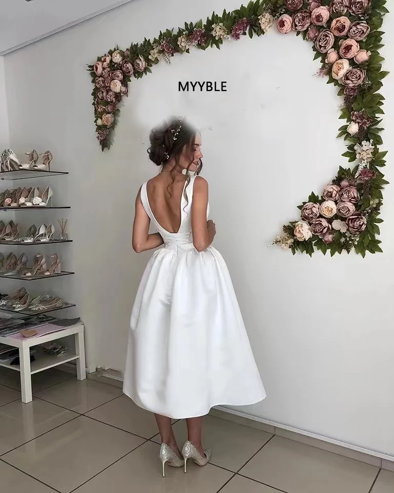 Customized Short Wedding Dresses A-Line V-Neck Satin Boho Wedding Gowns Ivory Backless Bridal Dress robe de mariee