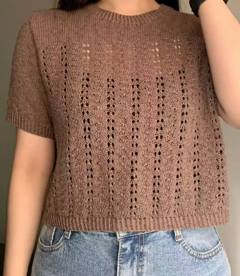 2026 Sommer Neuheit: Minimalistischer Lazy-Style Rundhals-Strickpullover mit Hohlmuster und kurzen Ärmeln für Damen – leicht, verjüngend und vielseitig – Detail 3