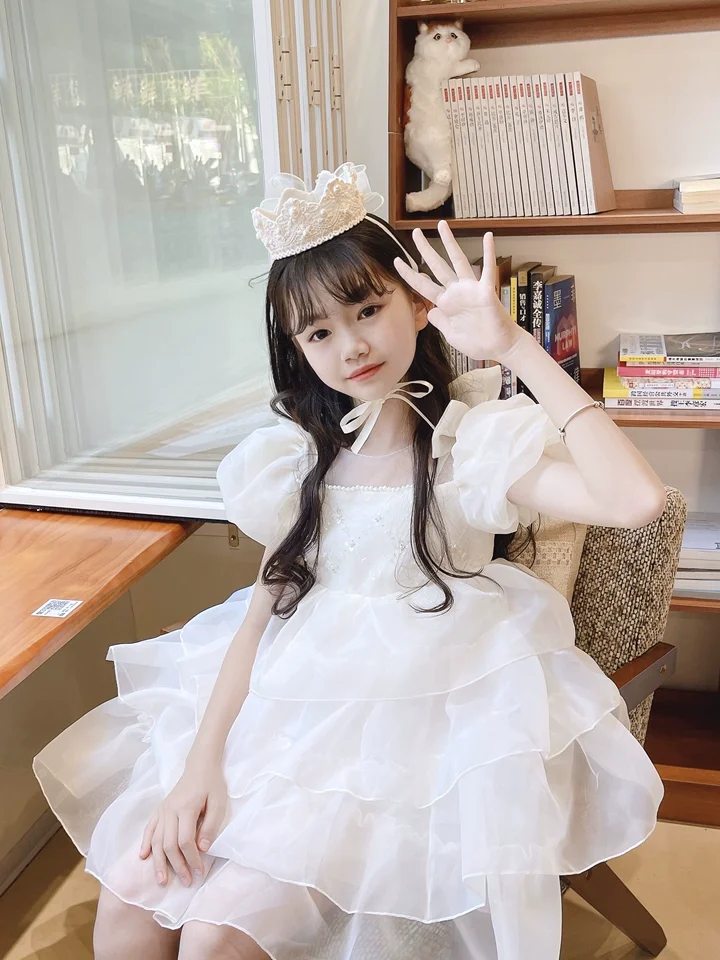 

Sweet Little Girls 2026 Summer New Princess Birthday Party Ball Gown Kids Elegant High End Pearls Puff Sleeve Mesh Cake Dress