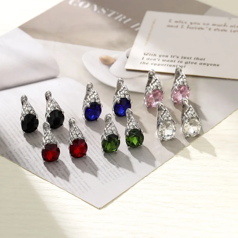 1set Hot Selling Light Luxury high-end Sense Inlaid Egg Shaped Zircon Temperament With Niche Design For women's Ear Accessories