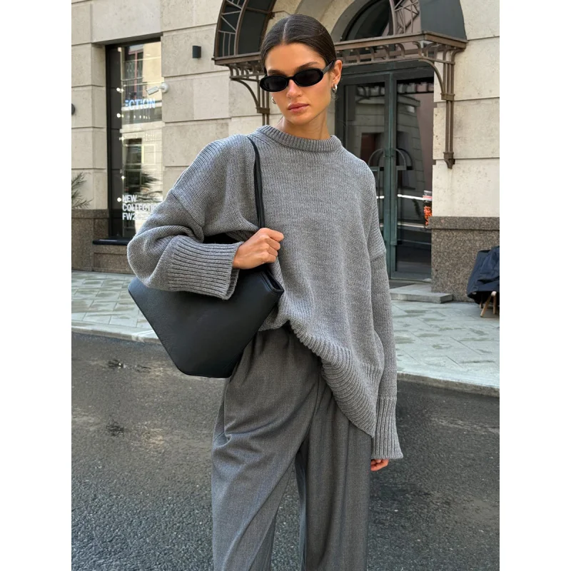 

Fashionable Round Neck Women's Sweater，2025Autumn and winter classic versatile solid color top， Casual Lazy Pullover Knitted Cre