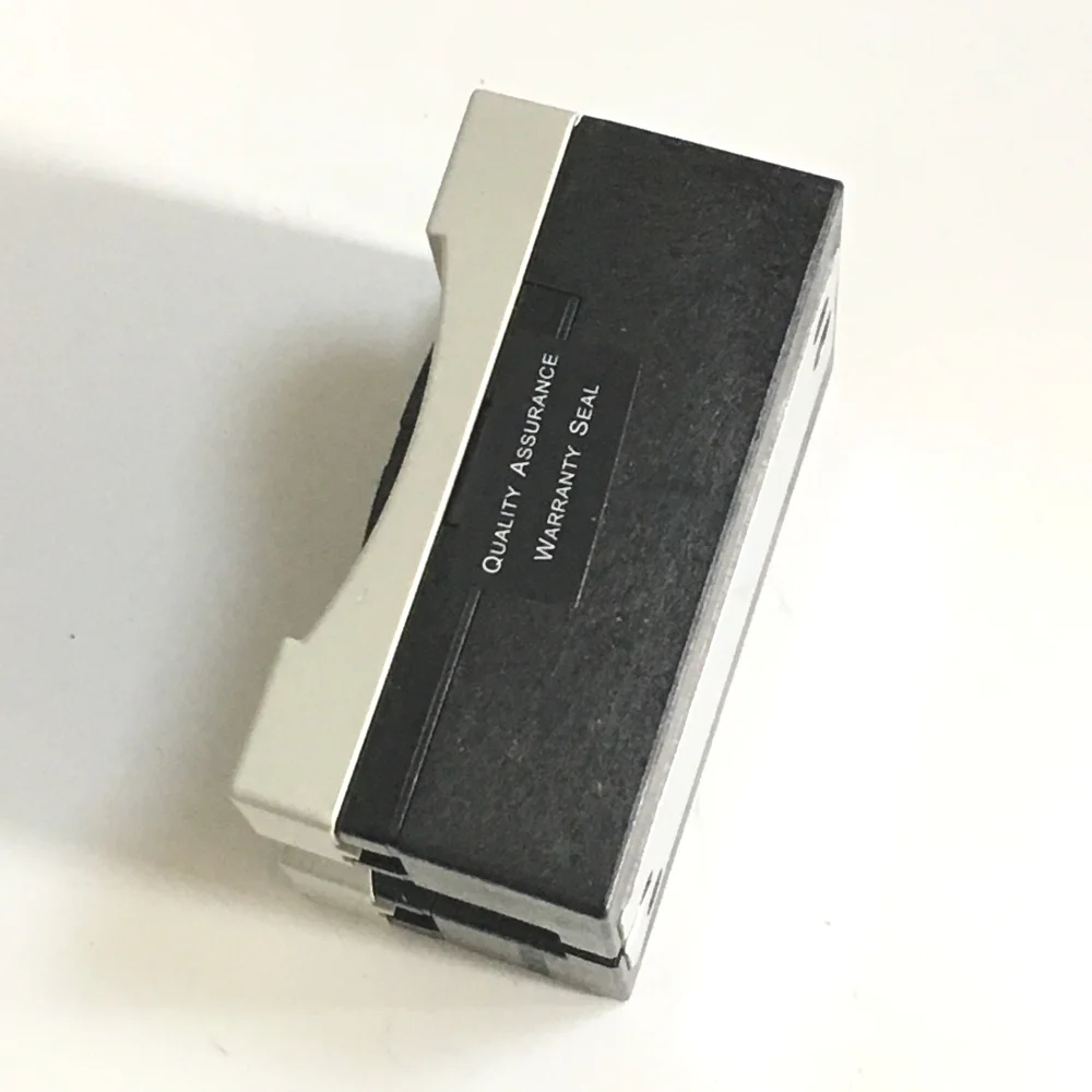 Hot Selling New Arrival Carlo Gavazzi Solid State Relay RZ3A60A55 RZ3A 3PST-NO 42-660VAC 55A in Stock