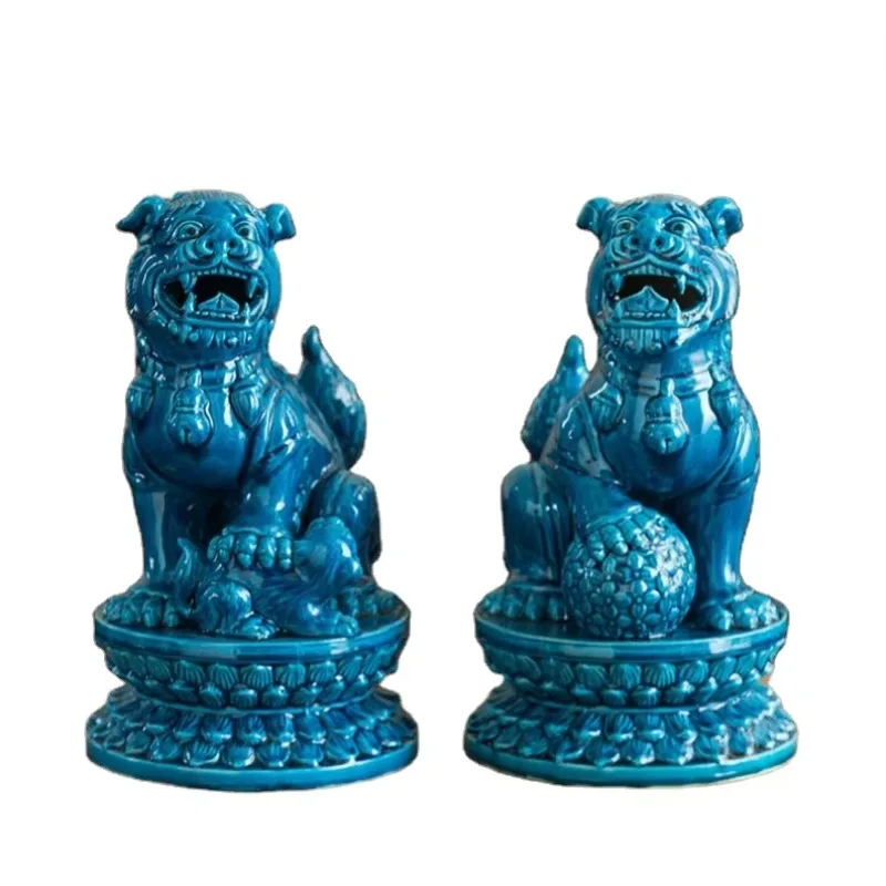 

China Jingdezhen handmade animal sculpture home decoration luxury indoor lion ceramic design