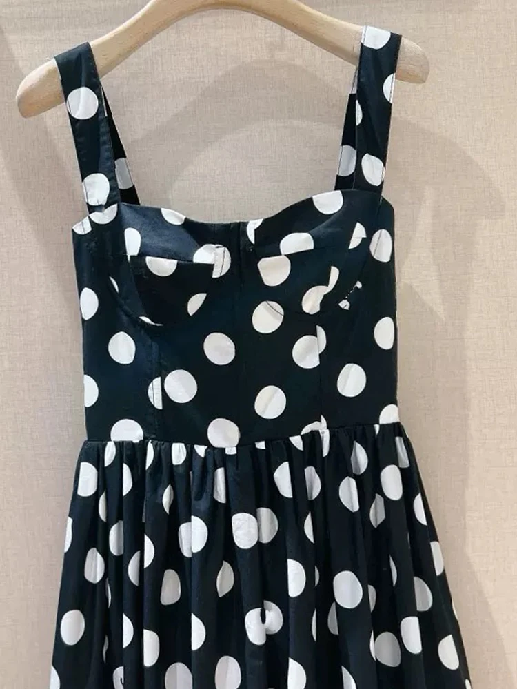 Fashionable and elegant summer women\'s new polka-dot sling dress slim high waist big swing skirt sexy temperament A-word dress