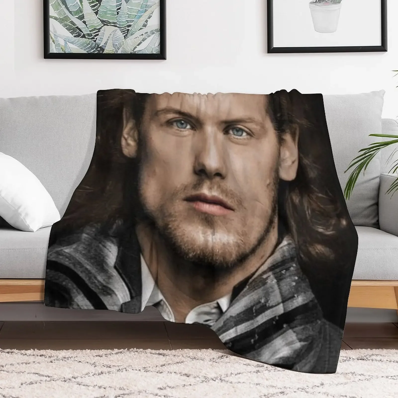 sam heughan Throw Blanket Cozy Throw Blanket for Bed Sofa Chair