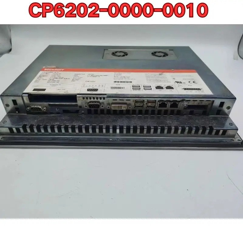 

Б/у разобранный промышленный компьютер с сенсорным экраном CP6202-0000-0010, полностью исправен. Последняя цена на 2026 год.