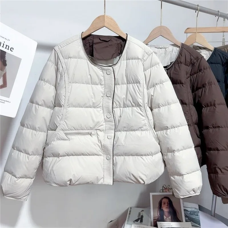 

Artistic Lightweight Round Neck Short Cotton Jacket for Women Autumn Winter Fashion Loose Single-Breasted Button-Up Warm Coat