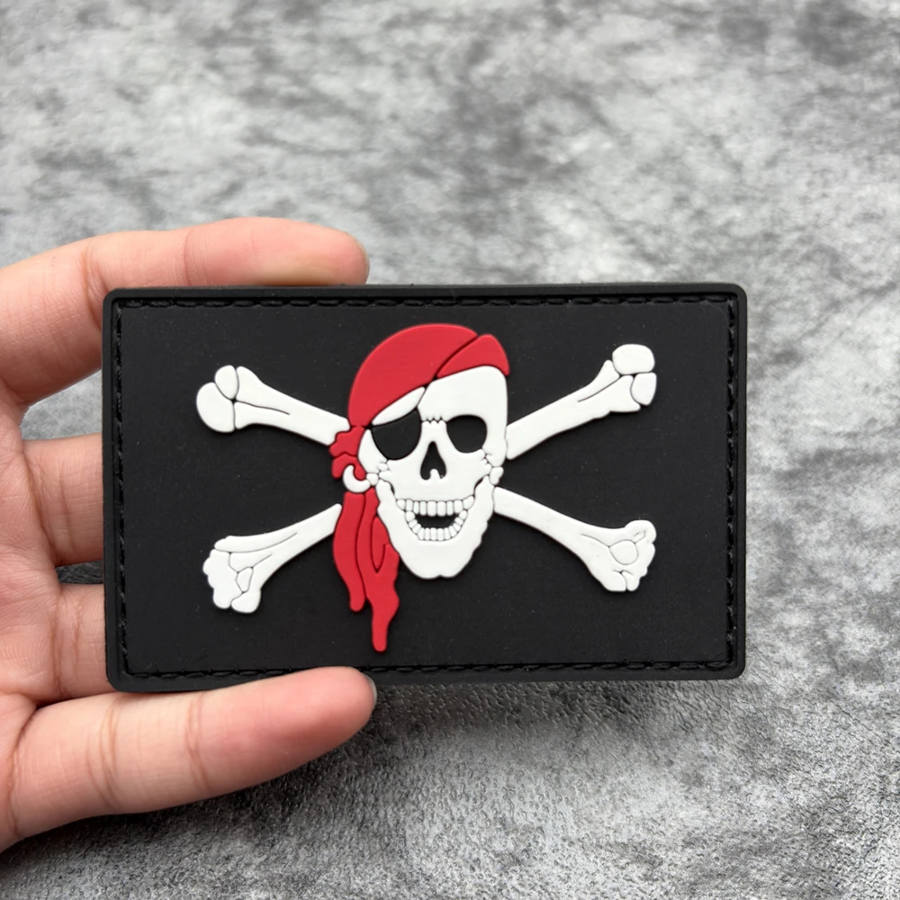 Vintage red skull print armband patch badge decal PVC glow-in-the-dark armband clothing modification decorative accessory comes with matching hook side