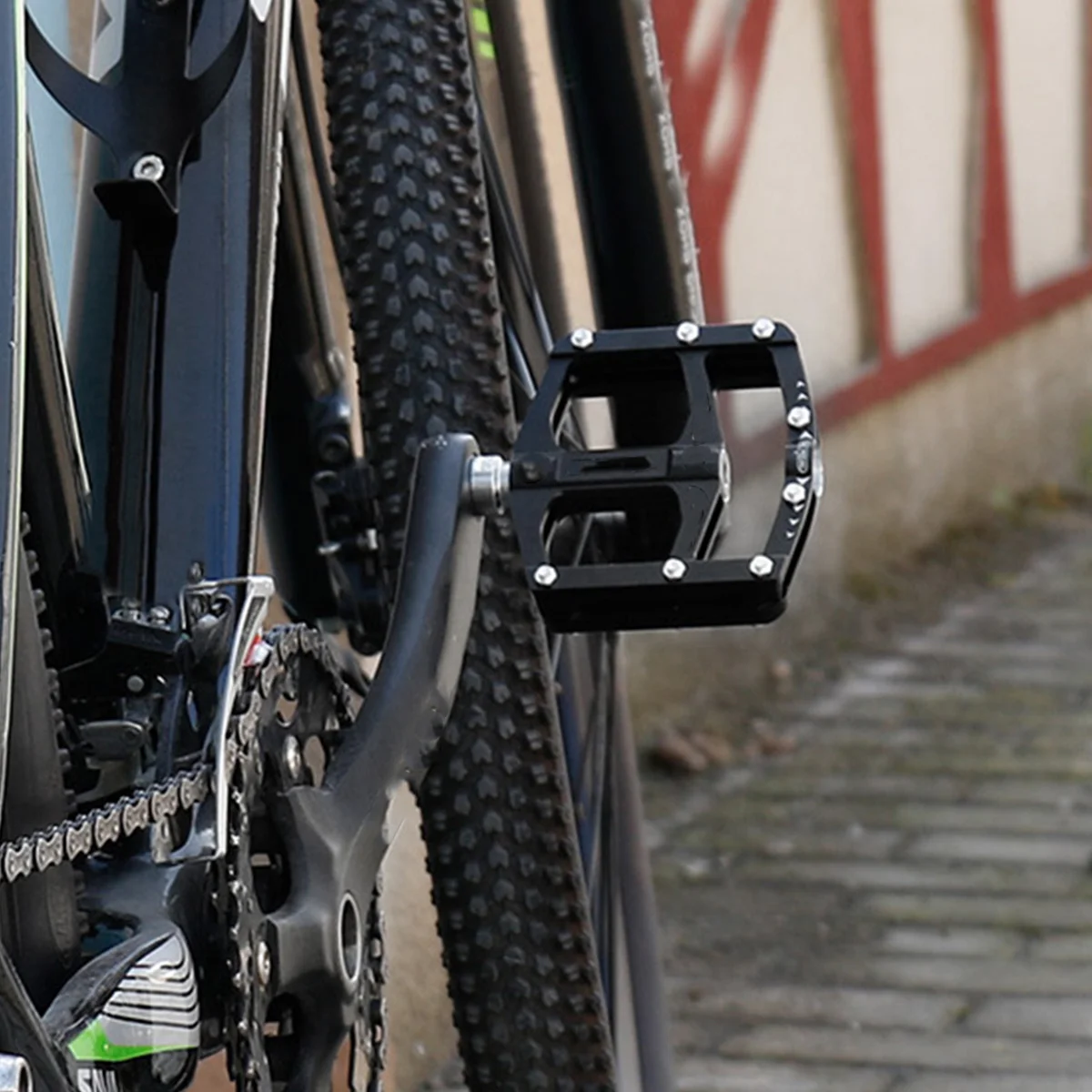 1Pair Platform Pedals for Mountain Bike Strong Lightweight Alloy Flat Pedal High Efficiency Smooth Rotation for Daily Commute