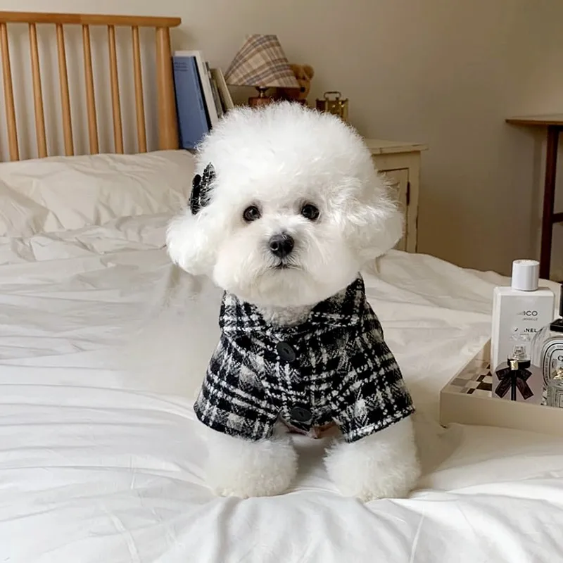 Winter Dog Dress Pet Dog Warm Clothes Black White Striped Plaid Dog Shirt Puppy Skirt Thickened Cotton Dog Coat Bichon Cat Vest