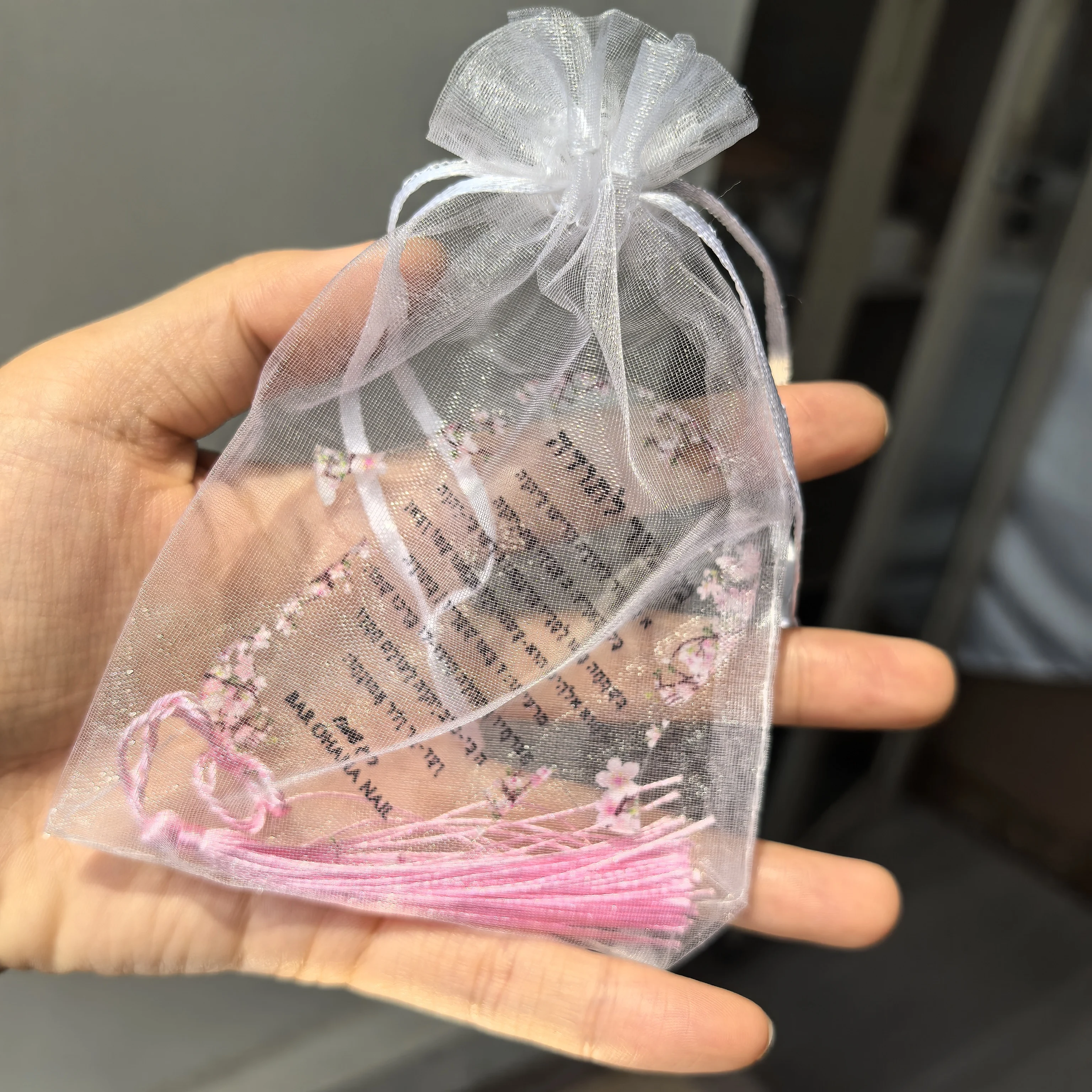 10PCS A Hymn of Thanks Gift Hasma Acrylic Card with Keychain Organza Bag Bar Bat Baptism Souvenir Card Custom Logo