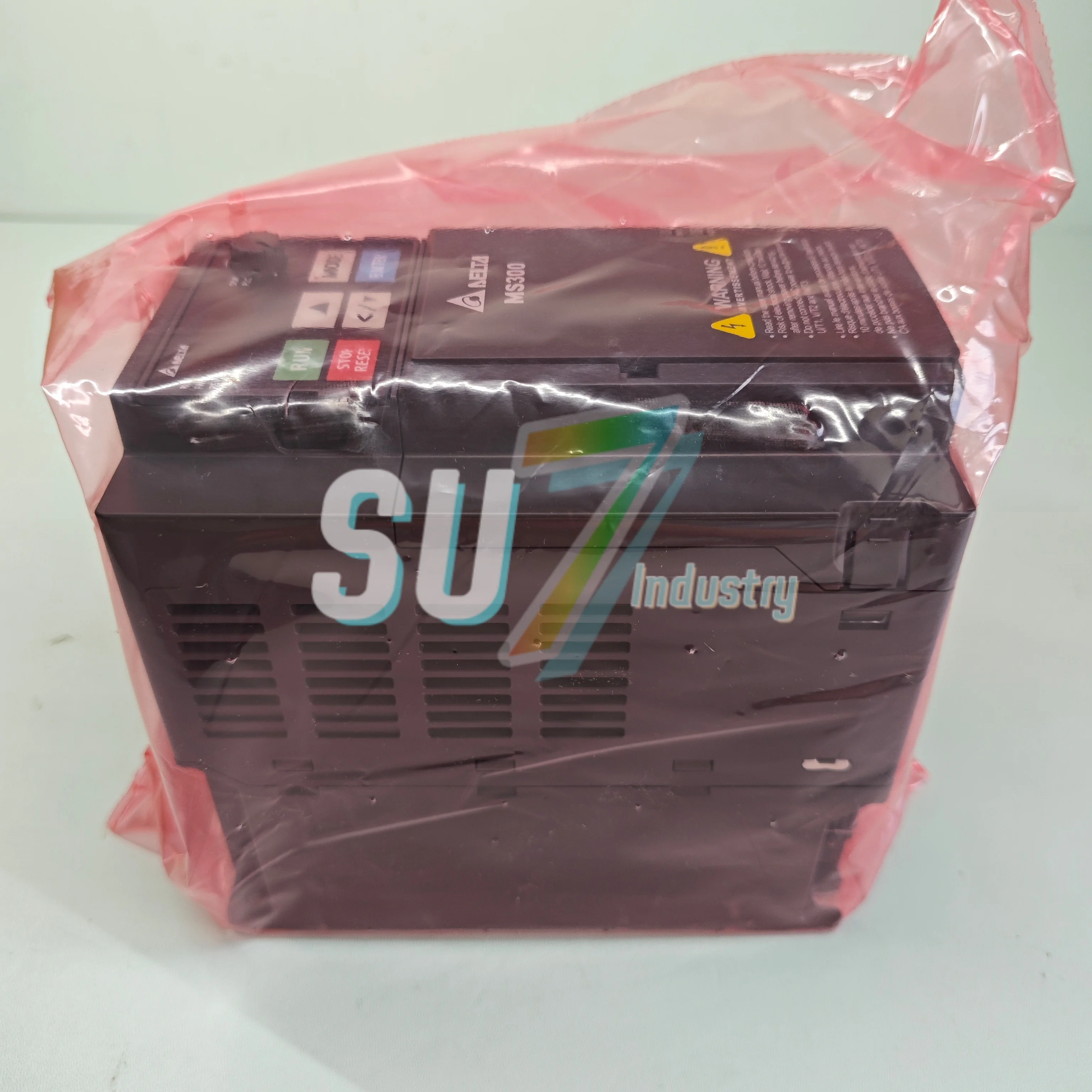 100%  New VFD5A5MS43ANSAA AC Drive
