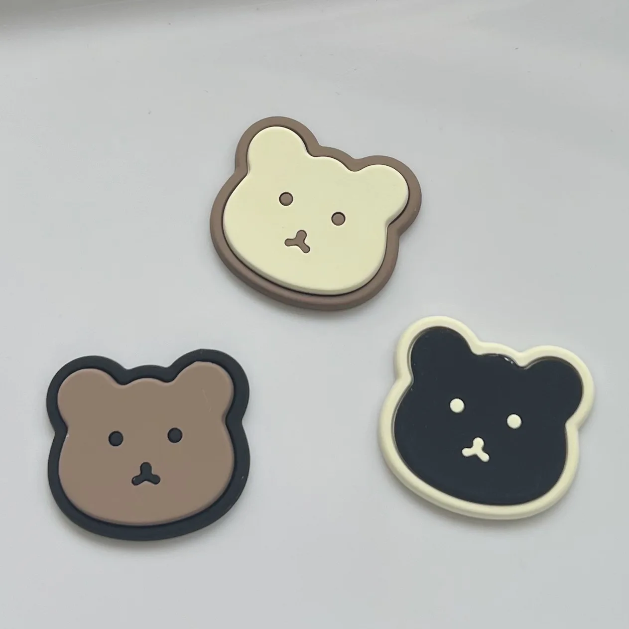 

5pcs miniso series bear cartoon резиновые кабошоны из смолы материалы для поделок diy