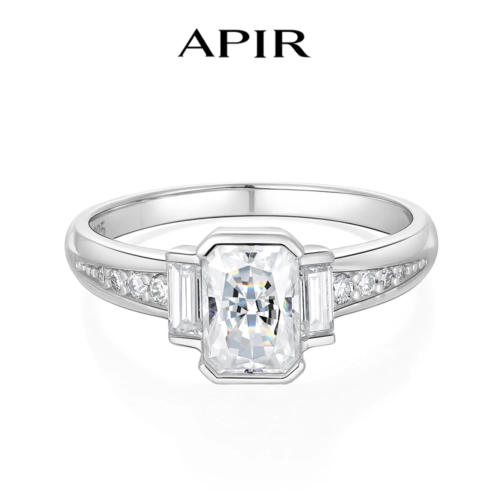 

APIR 1ct 5*7mm Radiant Cut Moissanite Ring 3-Stone Design Sterling Silver 14k Gold Plated Wedding Engagement Band Fine Jewelry