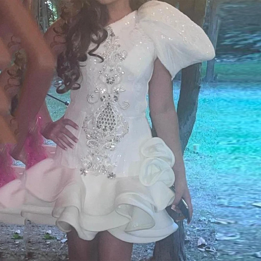 

Мини-короткое коктейльное платье цвета слоновой кости, коктейльное платье русалки для женщин, праздничное платье без рукавов с бисером на одно плечо