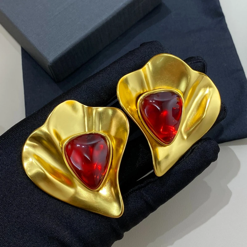 

Europe American Designer Brand Red Green Flower Resin Earrings Ear Clip Women Luxury Jewelry Trend