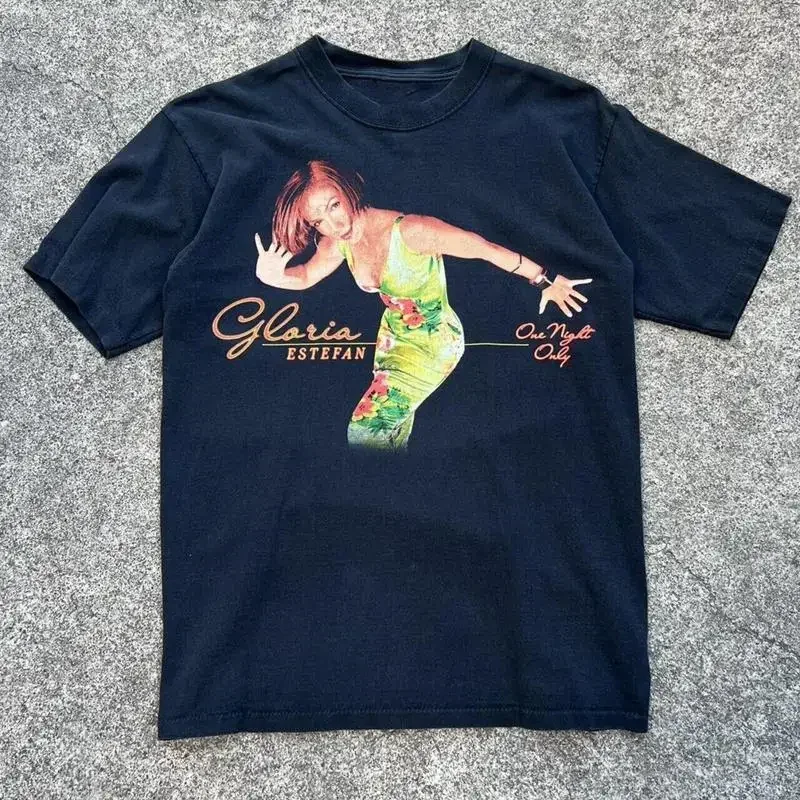 Gloria Estefan ÄòOne Night Only Baumwoll-T-Shirt in Schwarz, alle Größen