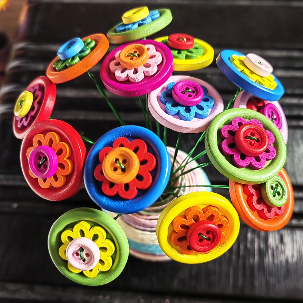8-Petal Hollow Wooden Button Flower DIY Kit, 30 Pcs 30mm Round + 20mm Openwork 8-Petal + 11.5mm Top for Bridal Posy & Kids Craft
