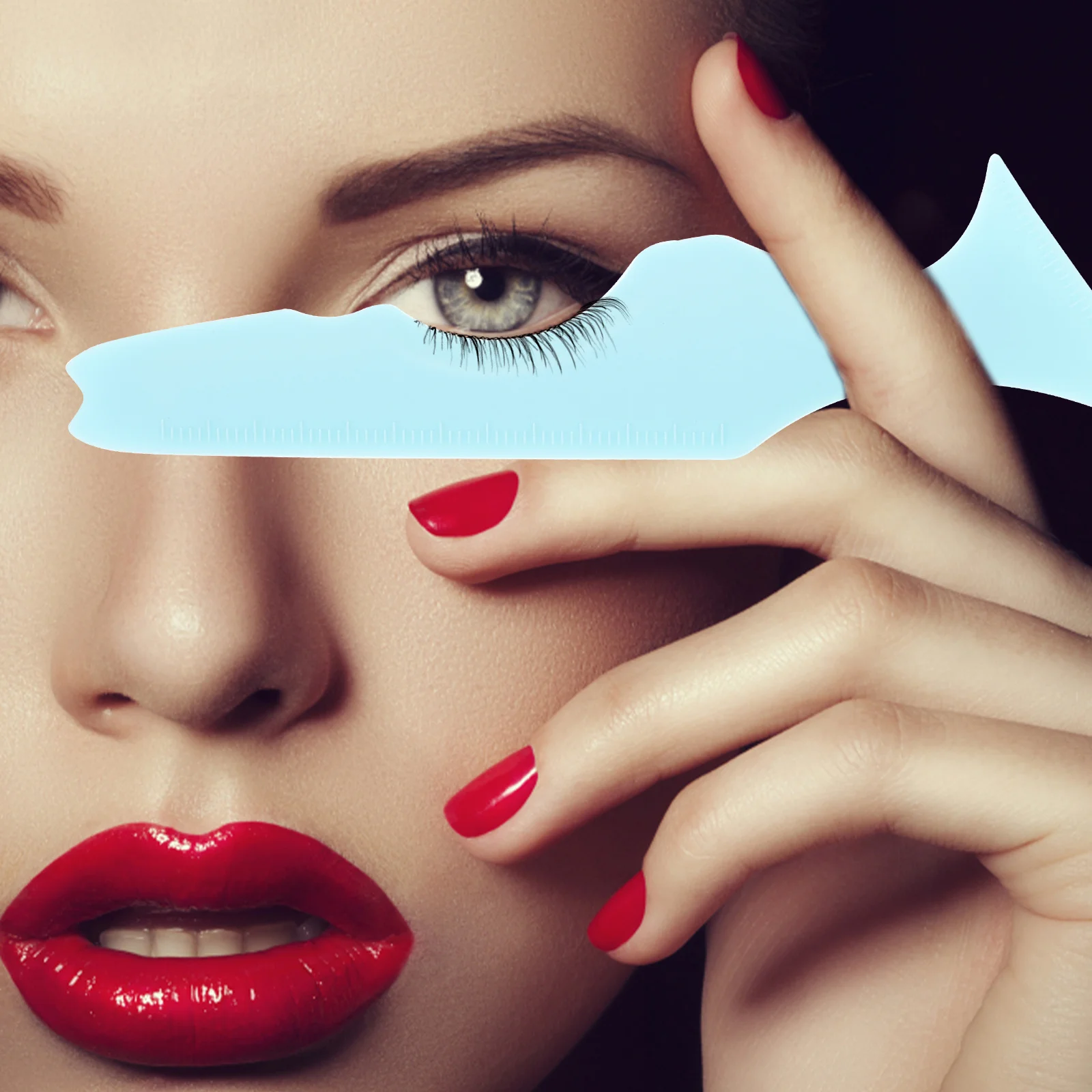 初心者向けのスケールアシスタンスを備えた人間工学に基づいたシリコンアイライナーアプリケーターツール 再利用可能な口紅描画補助具で繊細なものを描くことができます