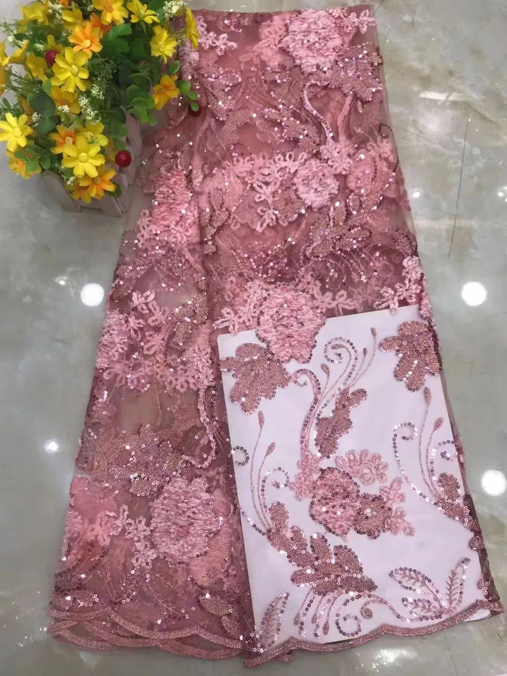 

Wholesale Manual Hot Sale Trimming Lace Fabric African Skirt Wedding Dress Heavy Sequin Stack Fashion Swiss Style Accessories