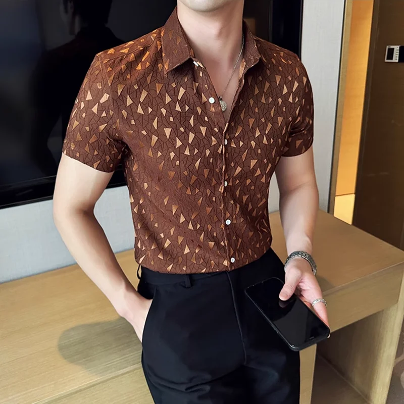 

2023 летняя новая мужская приталенная рубашка с коротким рукавом и принтом, модная универсальная рубашка в стиле ретро, повседневная смокинг для вечеринок, блузка 4XL-M