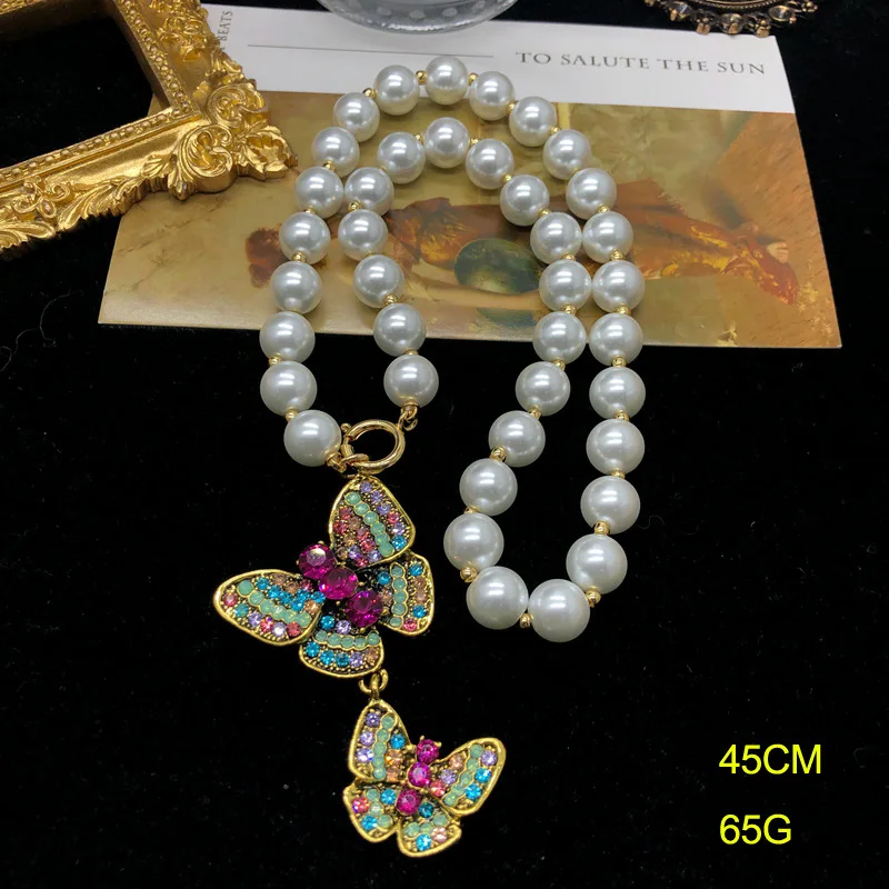 Middle Ancient Women's Jewelry for Girls Cultural Artistic Colorful Diamond Inlaid Butterfly Tassels Necklace Pins Elegant