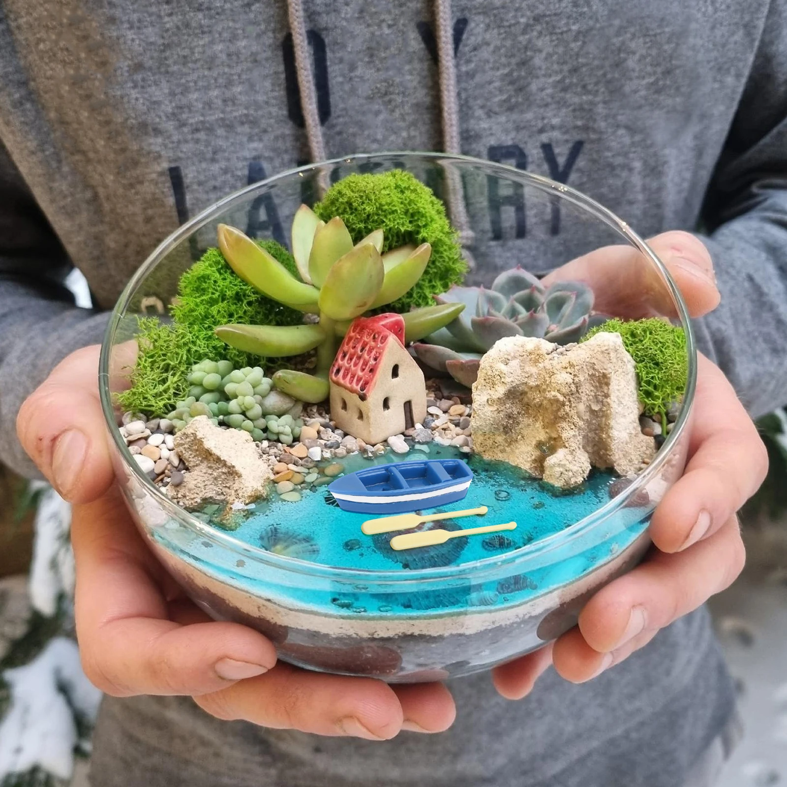 

2Sets Cute Blue Boat and Paddle Decor Resin Wood Miniature for Moss Garden Micro Landscape Terrarium Ornament Set