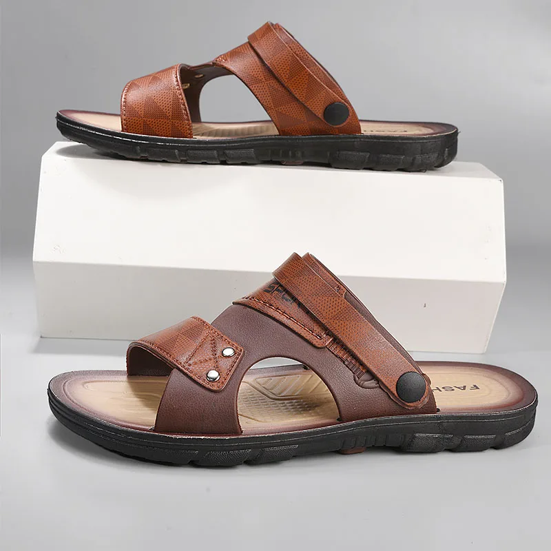 Casual Slippers For Men Comfortable Beach Shoes Male Flat 2026 Summer Men's Sandals Fashion