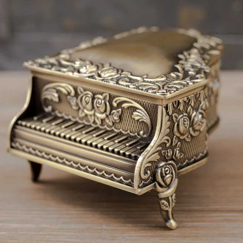 Creative Piano Shape  Bronze metal Jewelry Box Jewelry Organizer Small Tin Container For Desk Decoration JB036