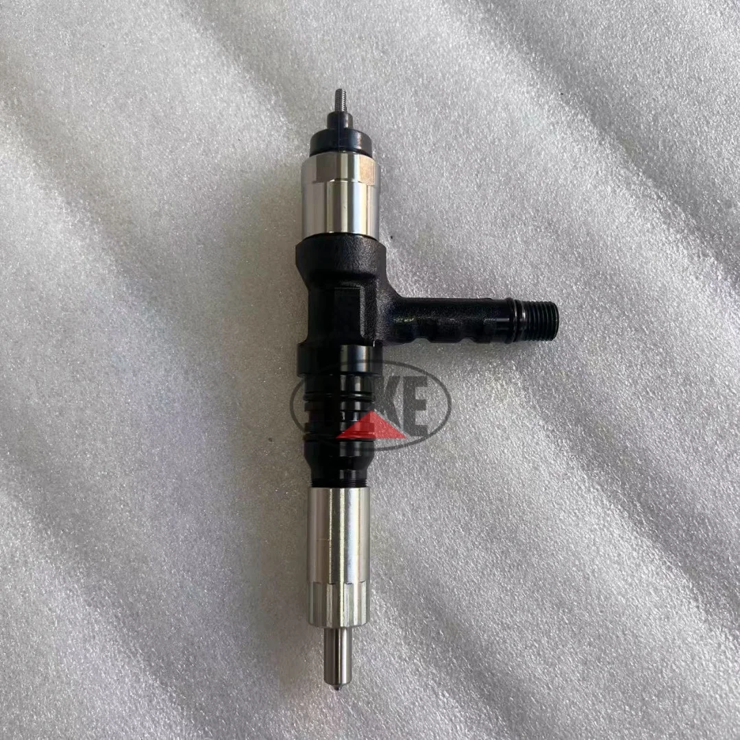 Brand New 095000-6140 Fuel Injector for PC800-8 Excavator SAA6D140E Engine Construction Machine Part Injector