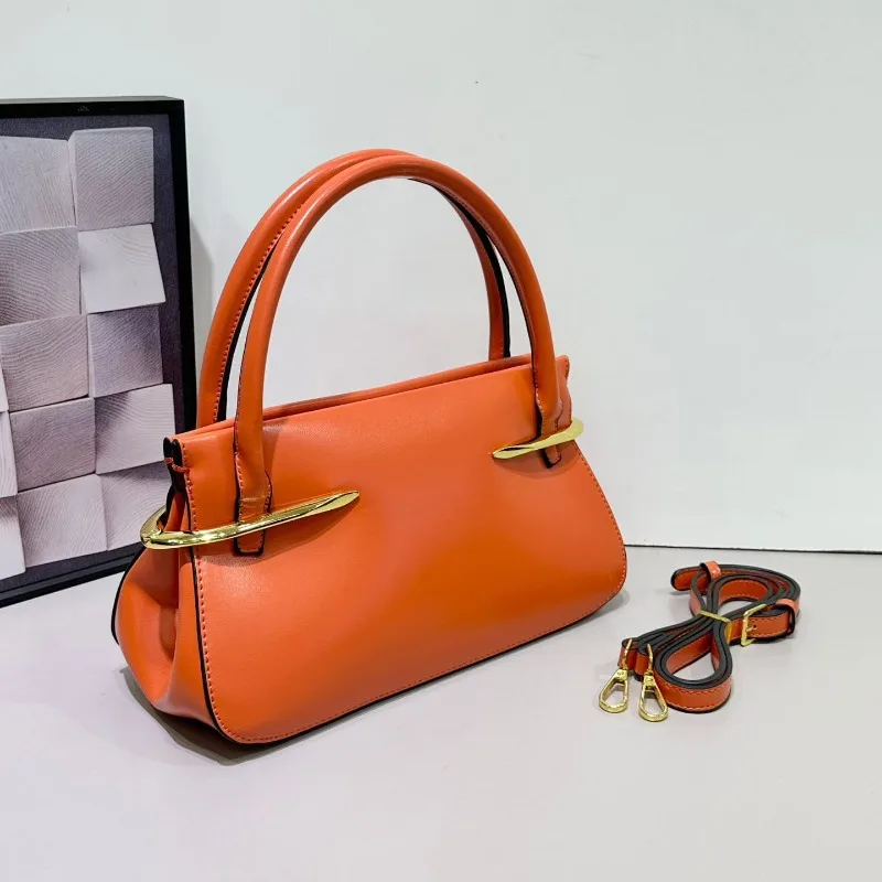 Famous Designer Crossbody Bag For Ladies - Leather Handbag Women's Shoulder Style Classic Elegance
