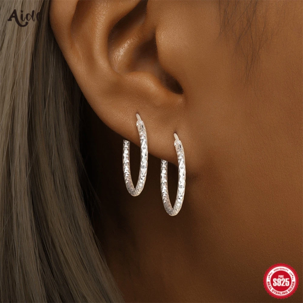 Aide-pendientes de plata de ley 925 para mujer, aretes con patrón Irregular oscuro, aros grandes, hipoalérgicos, joyería elegante y Simple para Piercing