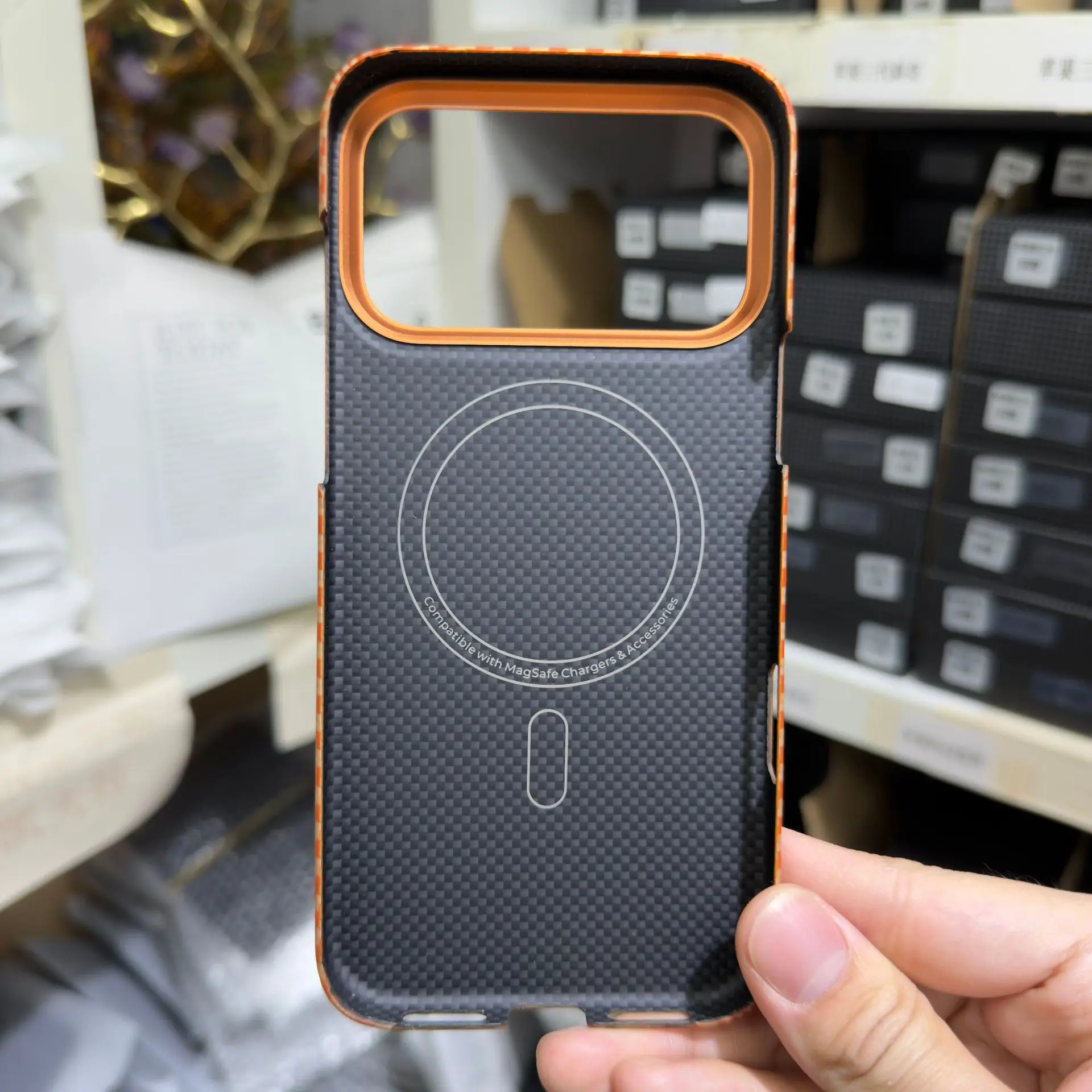 

100% Оригинальный чехол из кевларового арамидного волокна для iPhone 17 Pro Max, магнитный защитный чехол с поддержкой MagSafe и металлической рамкой для объектива