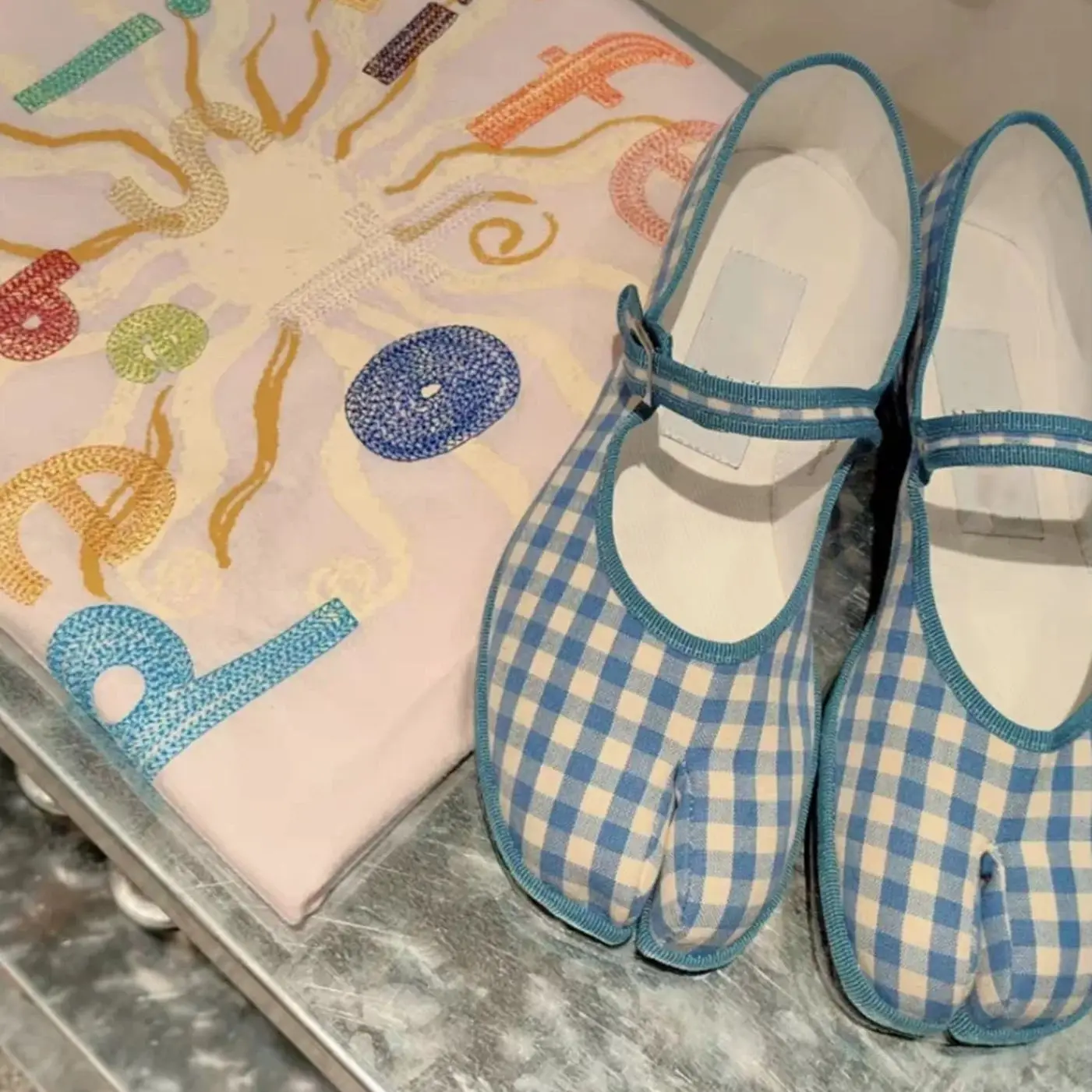 

Tabi Shoes Split-toe Sky Blue Gingham Cotton Ballet Flat Summer Loafers Mary Jane Shoes Women 2024 Trend Sale Free Delivery