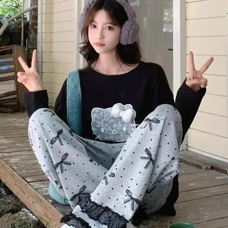 

Новый комплект женской пижамы Kawaii Sanrio Hello Kitty из чесаного хлопка с длинным рукавом для весны и осени, милый мультяшный дизайн, премиум-качество, для дома и улицы