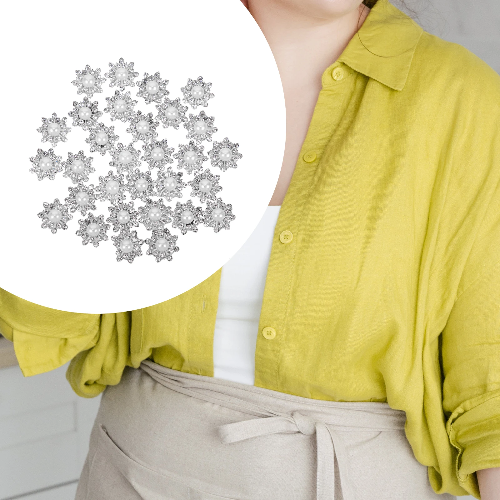 

30Pcs Delicate Snowflake Pearl Buttons Good Material DIY Clothing Decorations Buttons Snowflake Pearl Button Clothing Decor
