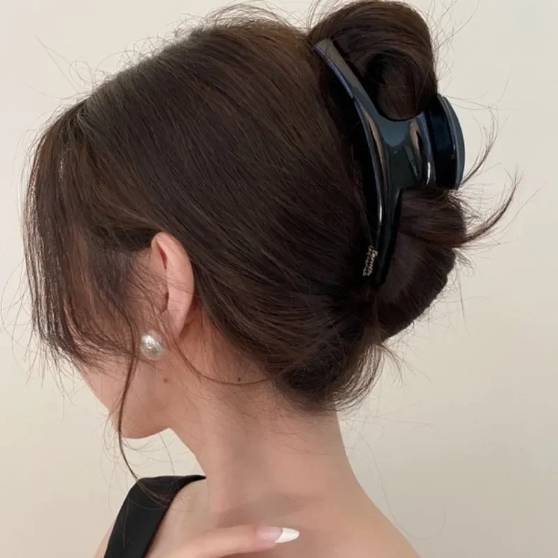 

Elegant Simple Glossy Geometric Plastic Hair Claw Lady Sweet Long Hair Holder Toothed Hairpins Fashion Hair Clips Accessories