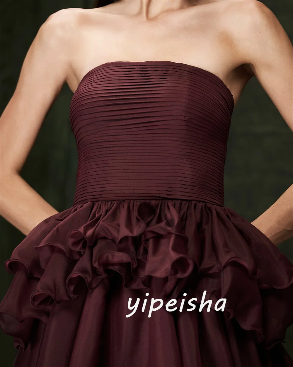 Customized Fashion High Quality Pleat Ruched Draped Tiered Burgundy A-line Strapless Evening Dresses Long Dresses